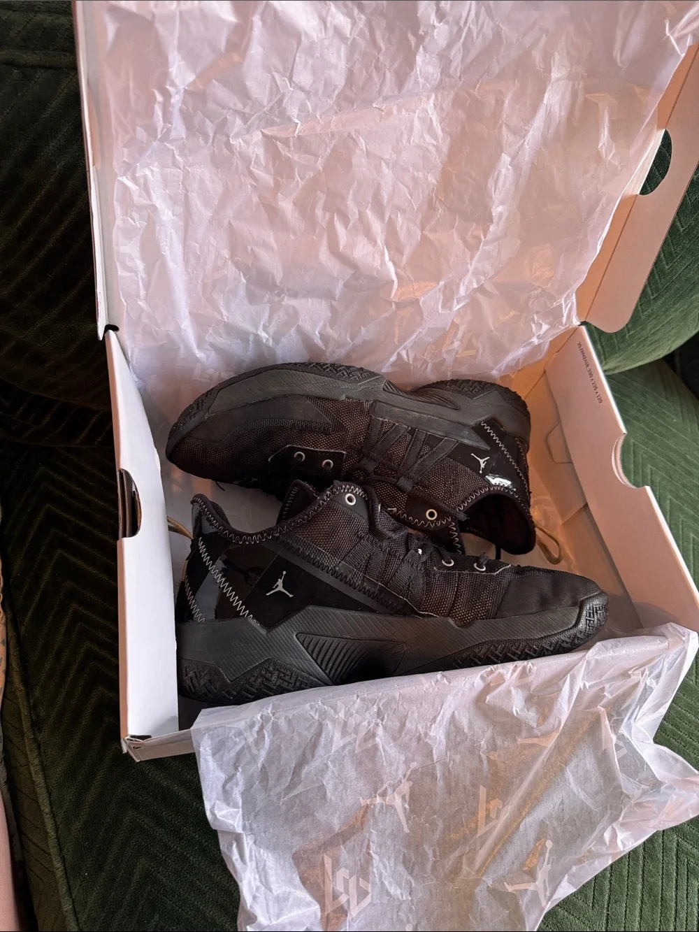 Jordan one -Take II basketball shoes with box RARE!
